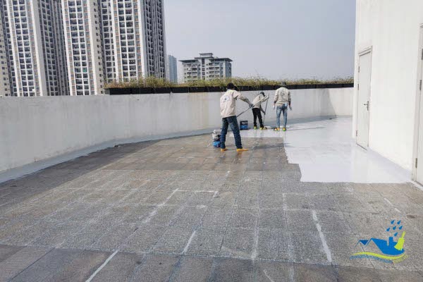 Chống thấm sân thượng đã lát gạch bằng sơn Neomax 820 và lưới thủy tinh tại TPHCM