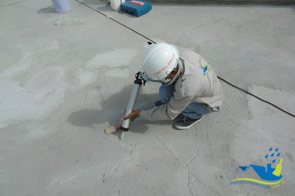 trám vết nứt sân thượng quận 7, tphcm