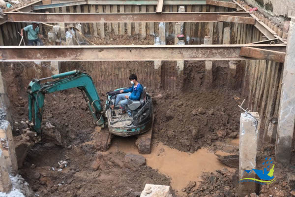Thi công đào sâu tầng hầm toàn phần nhà phố