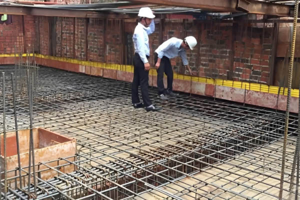 Lắp đặt waterstop PVC tại mạch ngừng chân vách tầng hầm